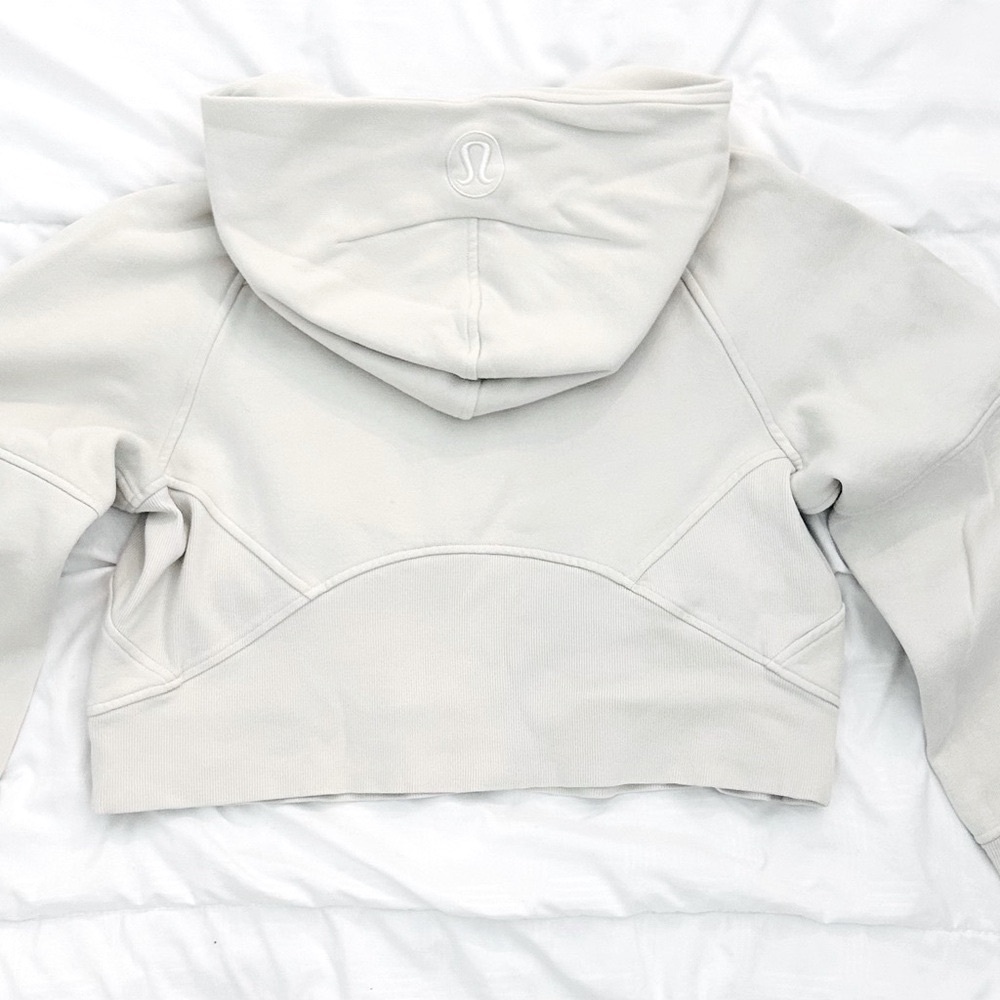 Lululemon Cropped Scuba